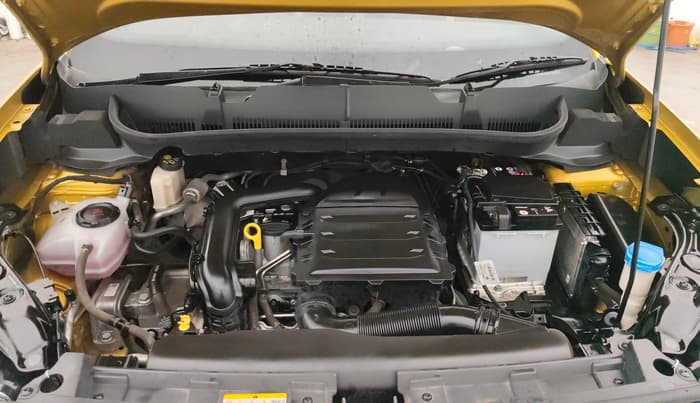 2022 Volkswagen TAIGUN TOPLINE 1.0 TSI AT, Petrol, Automatic, 28,405 km, Engine View