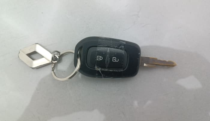 2019 Renault Kwid RXT 1.0 (O), Petrol, Manual, 57,054 km, Key Close Up