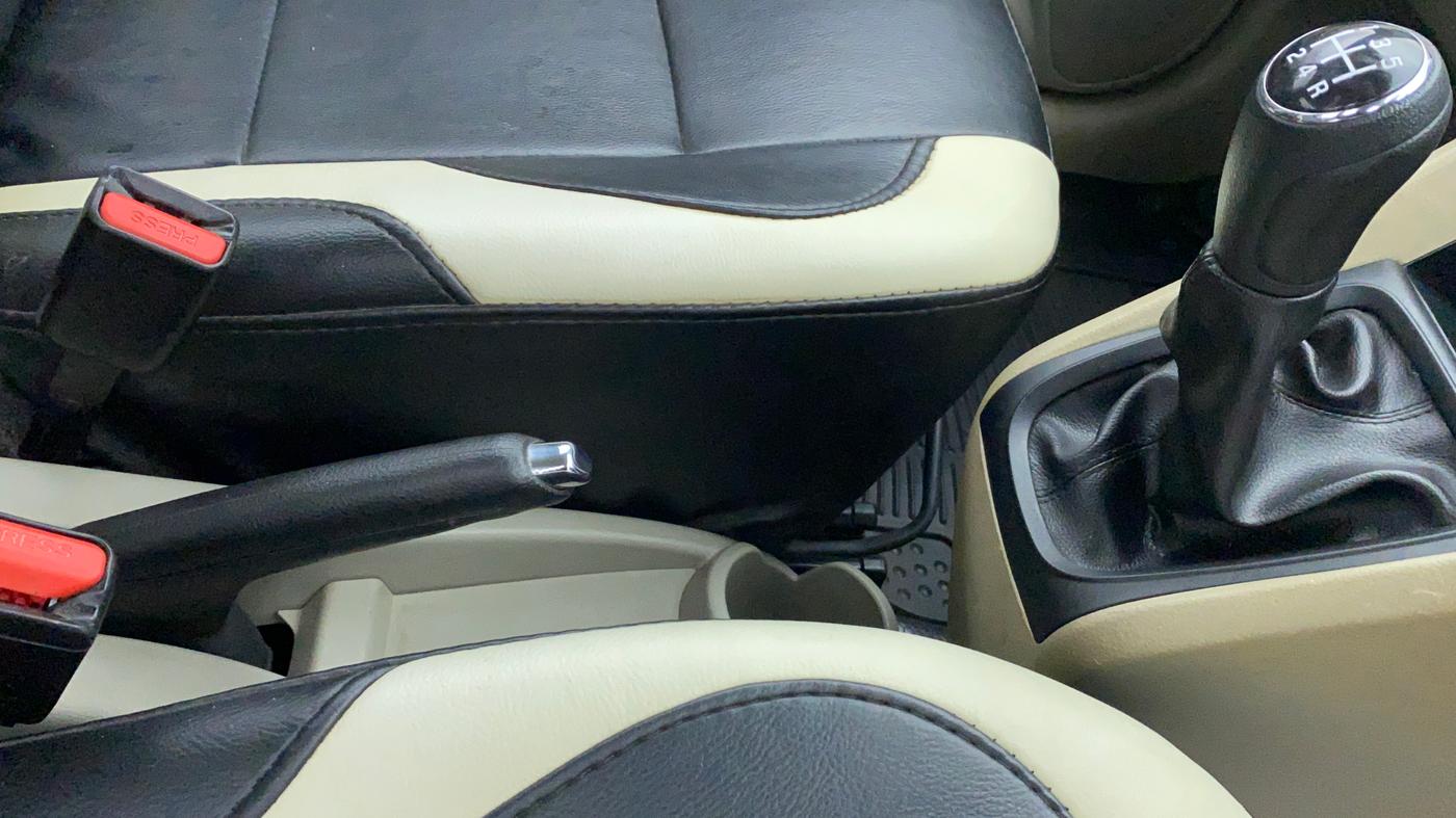 2014 Maruti Celerio VXI d, Petrol, Manual, 31,880 km, Gear Lever