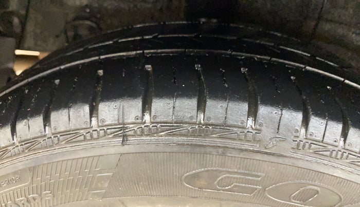 2016 Hyundai Grand i10 ASTA 1.2 KAPPA VTVT, Petrol, Manual, 60,477 km, Right Rear Tyre Tread