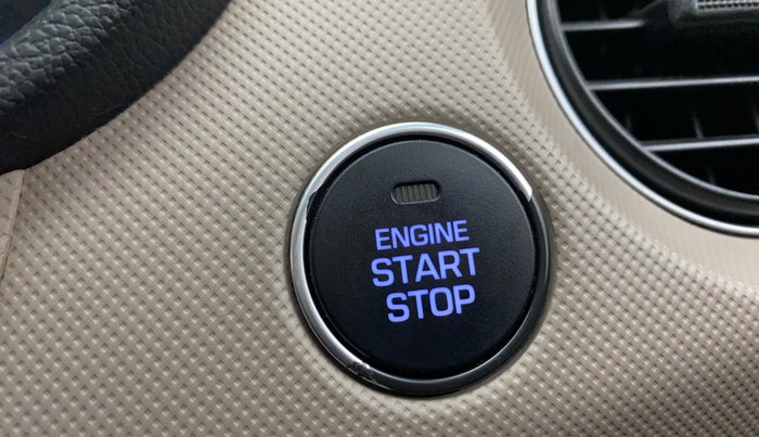 2016 Hyundai Grand i10 ASTA 1.2 KAPPA VTVT, Petrol, Manual, 60,477 km, Keyless Start/ Stop Button