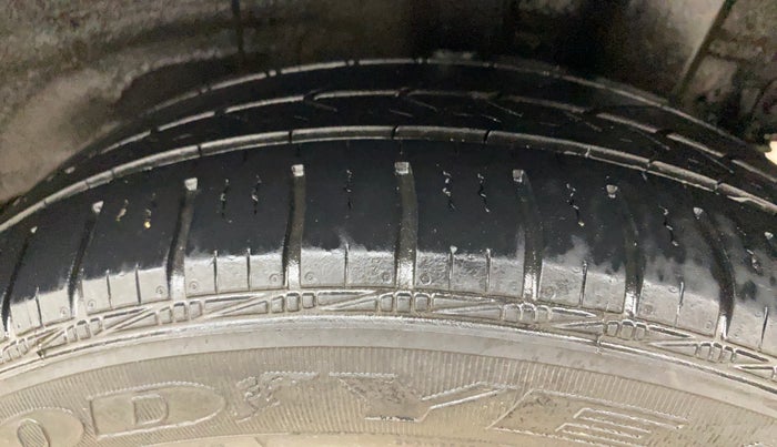 2016 Hyundai Grand i10 ASTA 1.2 KAPPA VTVT, Petrol, Manual, 60,477 km, Left Rear Tyre Tread