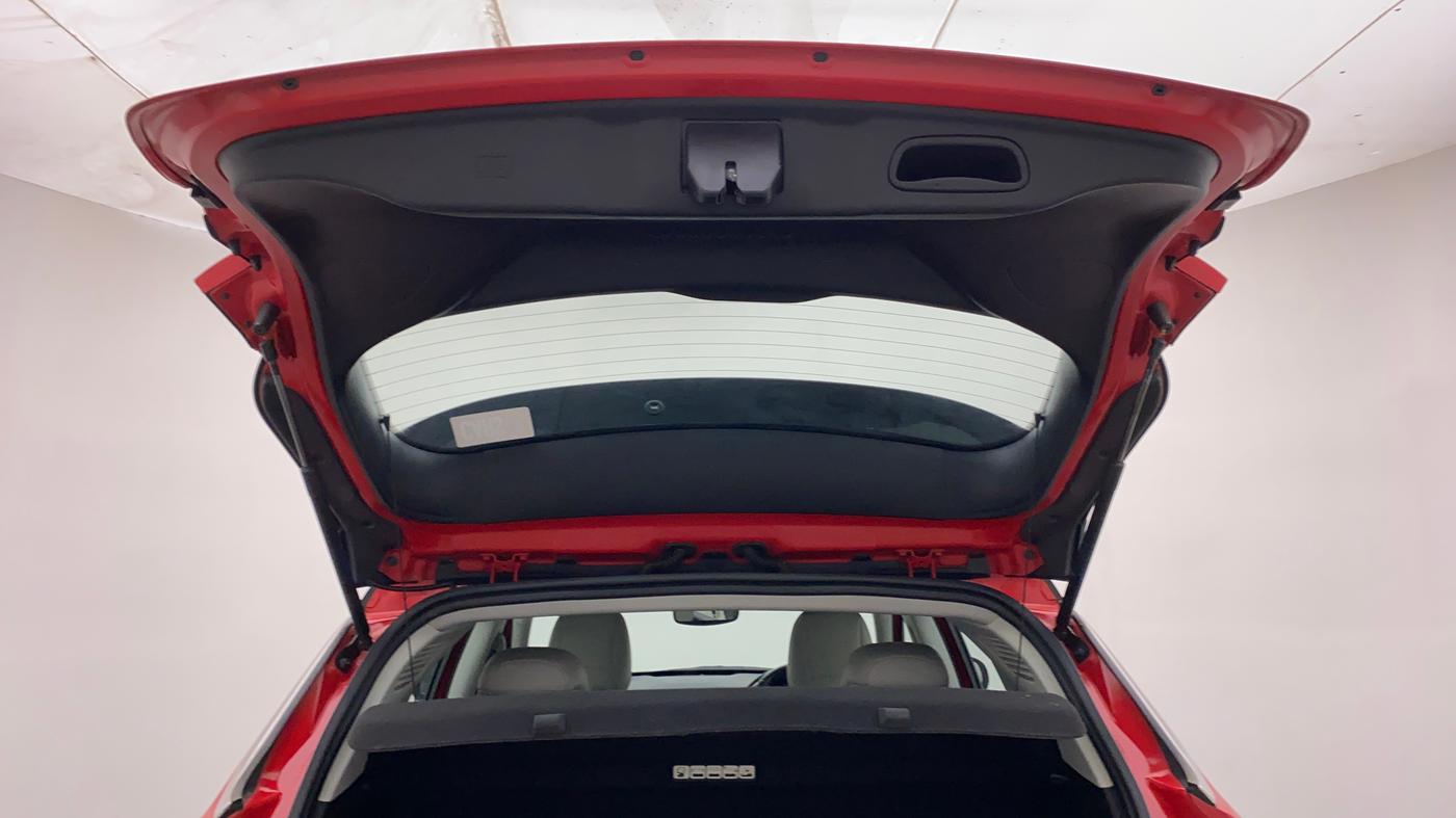 2019 Jeep Compass LIMITED PLUS PETROL AT, Petrol, Automatic, 51,488 km, Boot Door Open