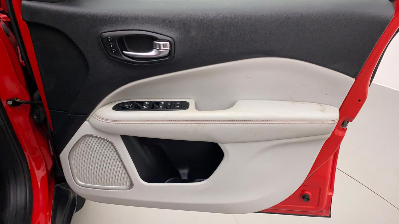 2019 Jeep Compass LIMITED PLUS PETROL AT, Petrol, Automatic, 51,488 km, Driver Side Door Panels Control