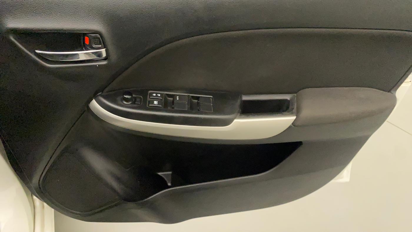 2017 Maruti Baleno ZETA CVT PETROL 1.2, Petrol, Automatic, 77,650 km, Driver Side Door Panels Control