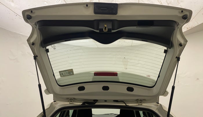 2017 Maruti Baleno ZETA CVT PETROL 1.2, Petrol, Automatic, 77,650 km, Boot Door Open
