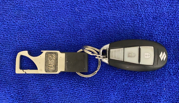 2017 Maruti Baleno ZETA CVT PETROL 1.2, Petrol, Automatic, 77,650 km, Key Close Up