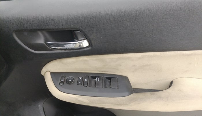 2020 Honda City 1.5L I-VTEC VX CVT, Petrol, Automatic, 64,666 km, Driver Side Door Panels Control