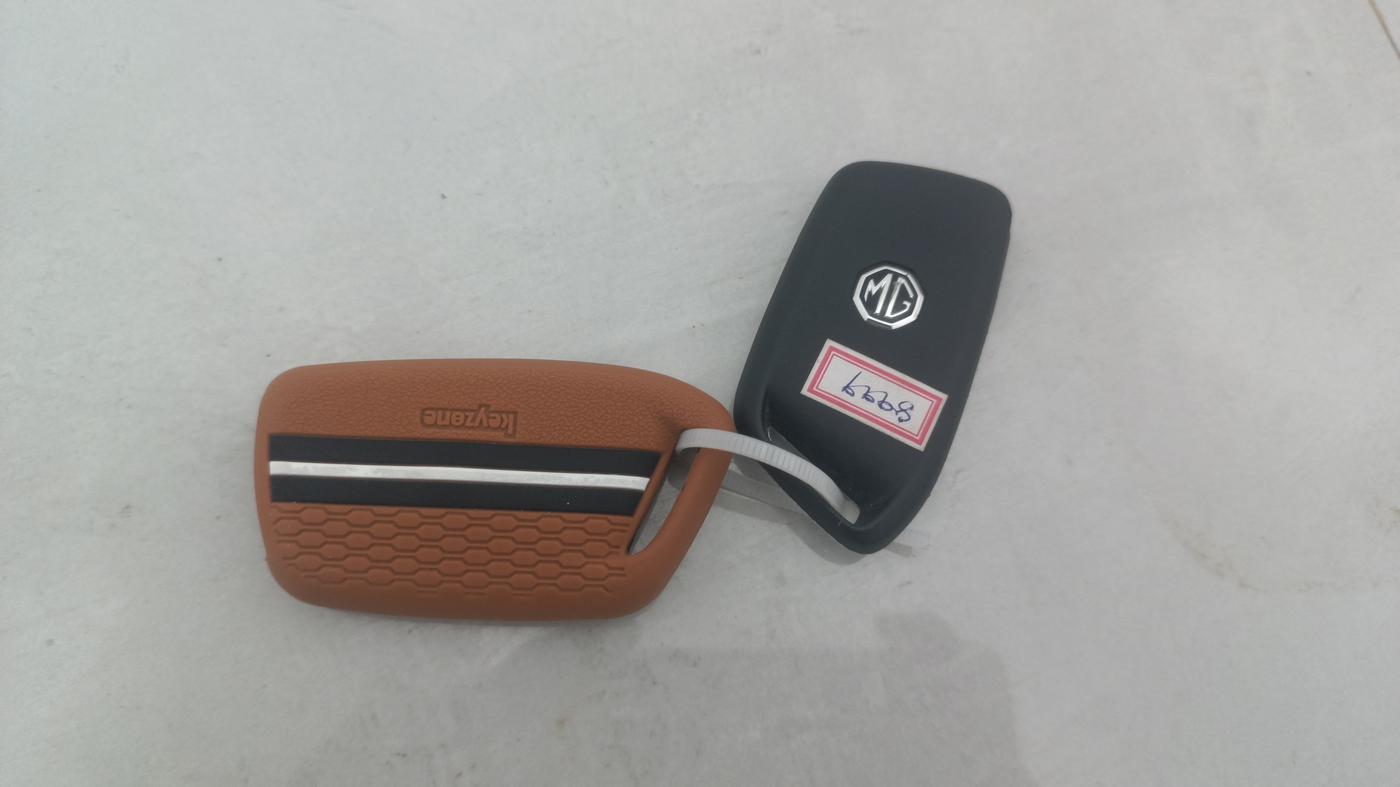 2021 MG HECTOR SHARP 1.5 CVT PETROL DUAL TONE, Petrol, Automatic, 69,796 km, Key Close Up