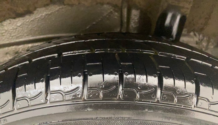 2021 Maruti New Wagon-R LXI CNG 1.0, CNG, Manual, 82,979 km, Left Rear Tyre Tread