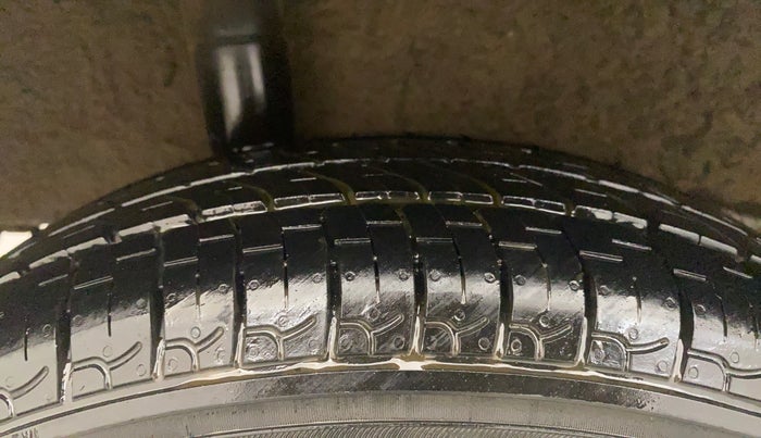 2021 Maruti New Wagon-R LXI CNG 1.0, CNG, Manual, 82,979 km, Right Rear Tyre Tread