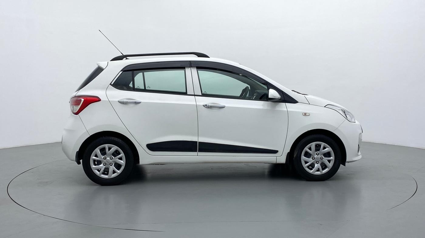 2017 Hyundai Grand i10 SPORTS 1.2 VTVT, Petrol, Manual, 26,693 km, Right Side