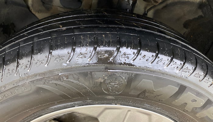 2022 KIA SELTOS HTK PLUS 1.5 DIESEL, Diesel, Manual, 39,873 km, Left Front Tyre Tread