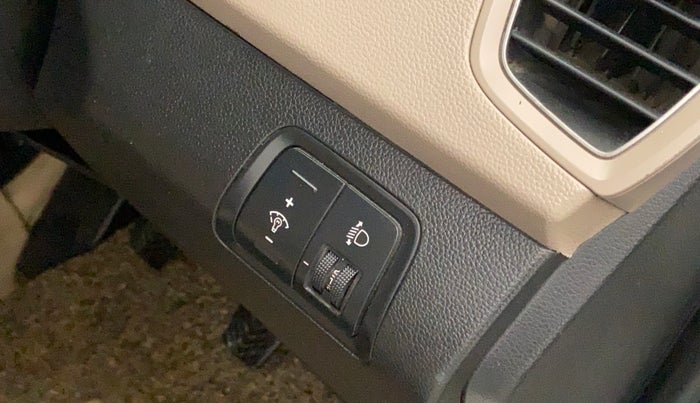 2015 Hyundai Elite i20 ASTA 1.2, Petrol, Manual, 78,240 km, Dashboard - Headlight height adjustment not working