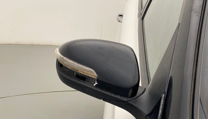 2015 Hyundai Elite i20 ASTA 1.2, Petrol, Manual, 78,240 km, Right rear-view mirror - Cover has minor damage