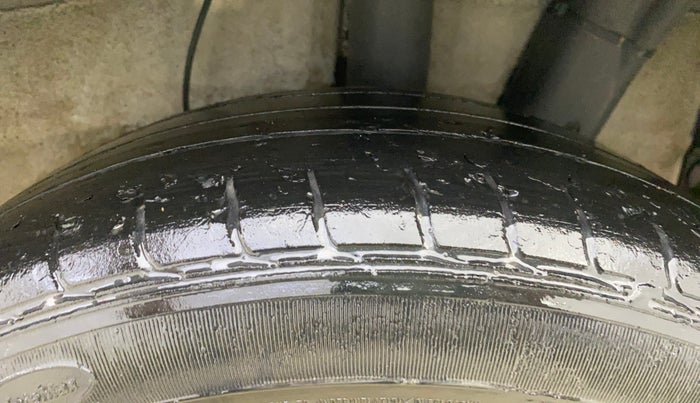 2020 Hyundai GRAND I10 NIOS MAGNA CORPORATE EDITION 1.2 KAPPA VTVT, Petrol, Manual, 46,613 km, Left Rear Tyre Tread