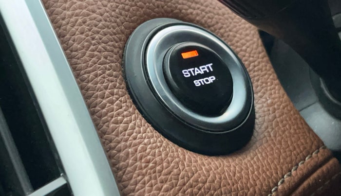 2021 MG HECTOR PLUS SHARP 1.5 PETROL TURBO CVT 6-STR, Petrol, Automatic, 85,694 km, Keyless Start/ Stop Button