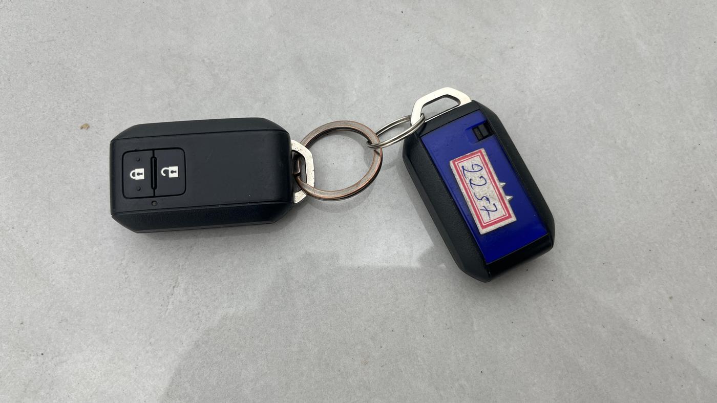 2023 Maruti Swift ZXI PLUS, Petrol, Manual, 36,877 km, Key Close Up