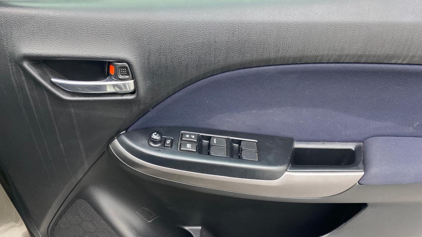 2019 Maruti Baleno ALPHA PETROL 1.2, Petrol, Manual, 48,605 km, Driver Side Door Panels Control