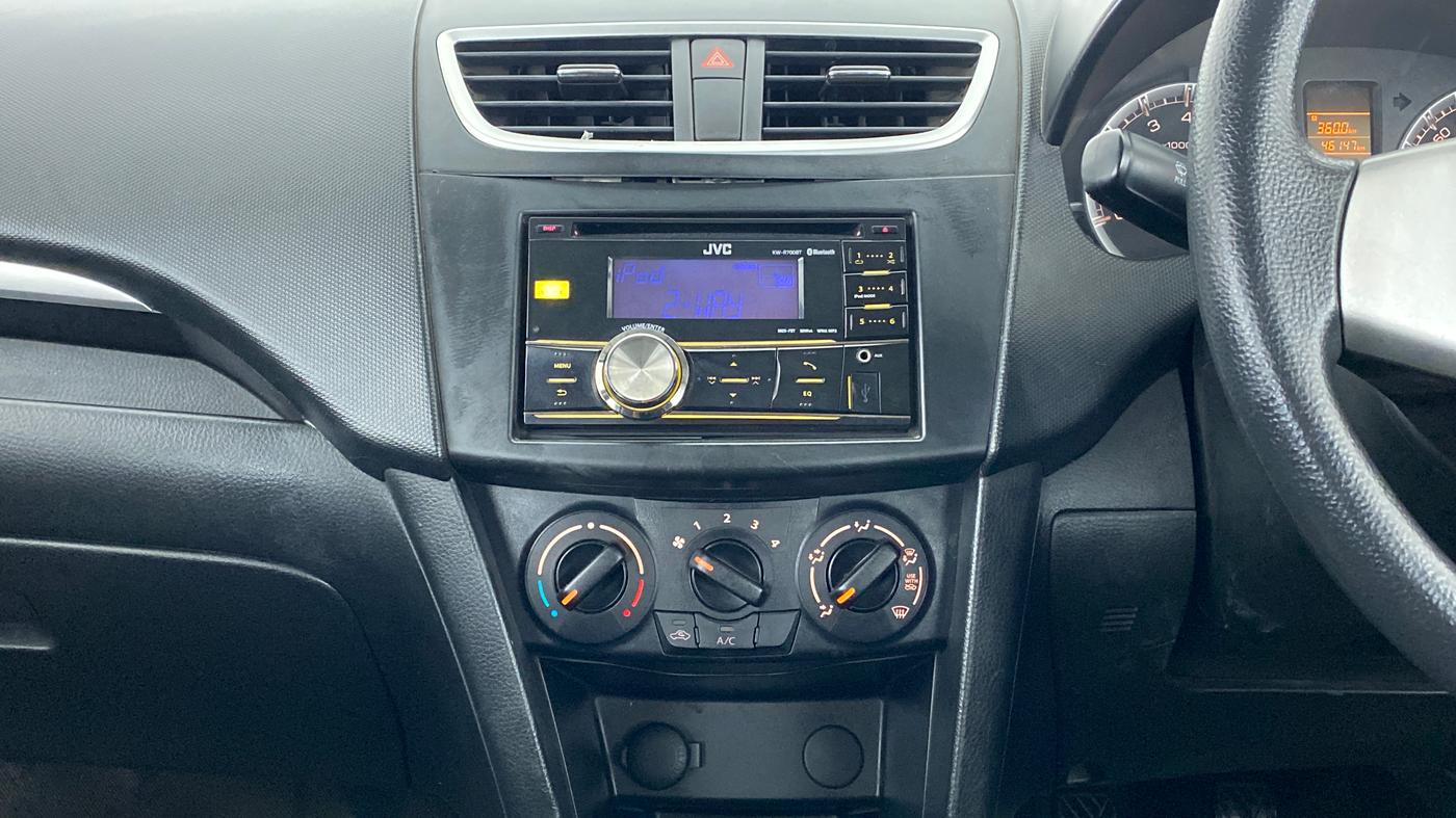 2014 Maruti Swift VXI, Petrol, Manual, 46,247 km, Air Conditioner