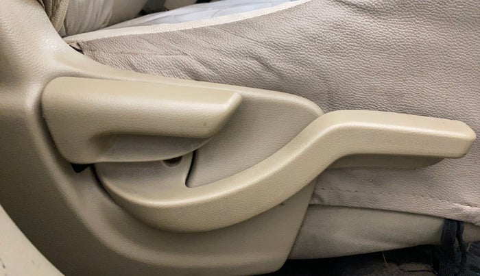 2014 Honda Amaze 1.2L I-VTEC S, Petrol, Manual, 1,36,754 km, Driver Side Adjustment Panel