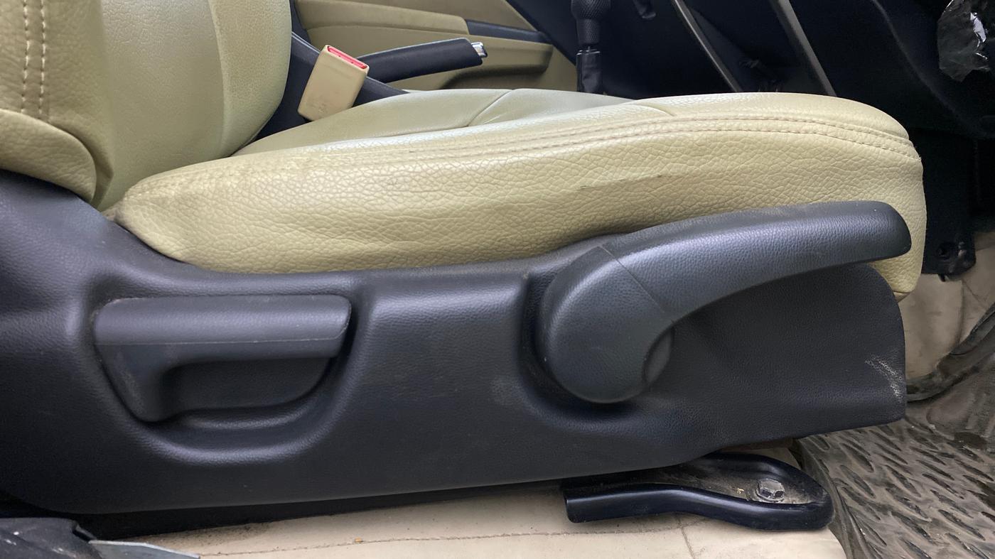 2014 Honda City 1.5L I-VTEC SV, Petrol, Manual, 72,575 km, Driver Side Adjustment Panel