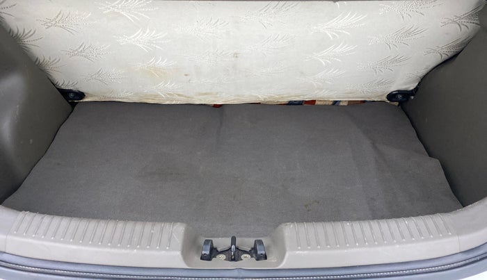 2014 Hyundai i10 SPORTZ 1.1 IRDE2, Petrol, Manual, 28,062 km, Boot Inside