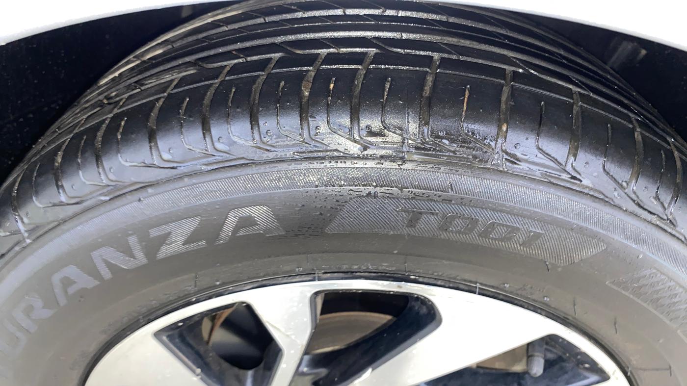 2020 Honda Civic 1.8L I-VTEC V CVT, Petrol, Automatic, 1,06,043 km, Right Front Tyre Tread