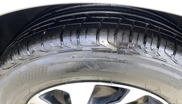 2020 Honda Civic 1.8L I-VTEC V CVT, Petrol, Automatic, 1,04,898 km, Left Rear Tyre Tread