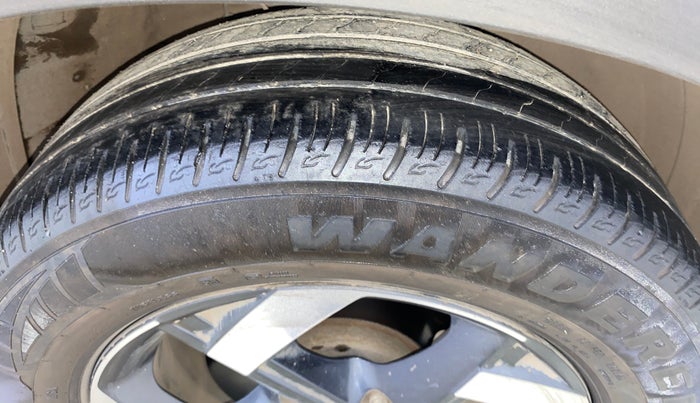 2020 Hyundai VENUE SX 1.0 TURBO IMT, Petrol, Manual, 56,796 km, Right Front Tyre Tread