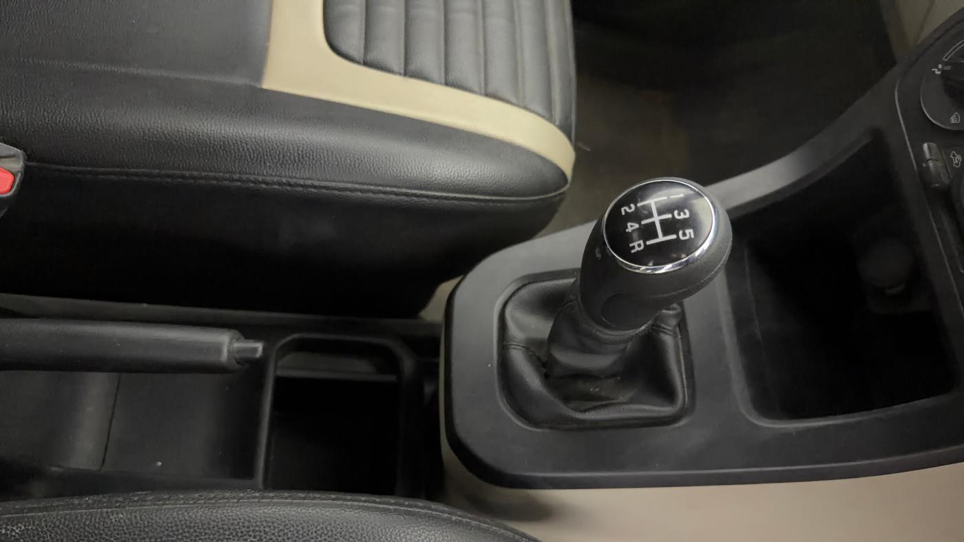 2021 Maruti New Wagon-R LXI 1.0, Petrol, Manual, 56,401 km, Gear Lever