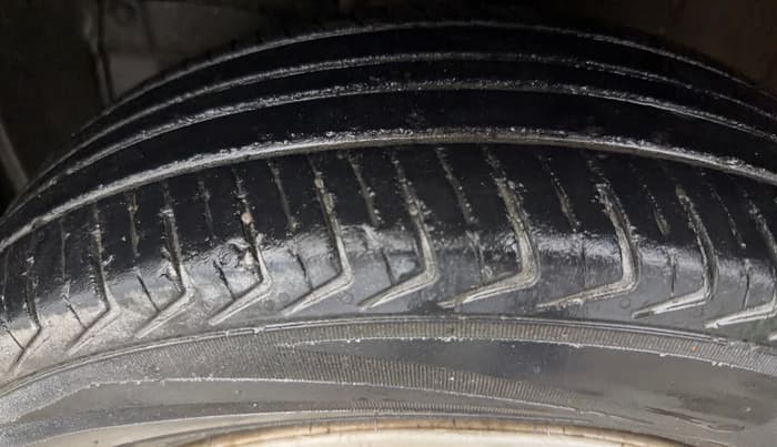 2021 Maruti New Wagon-R LXI 1.0, Petrol, Manual, 56,401 km, Left Front Tyre Tread