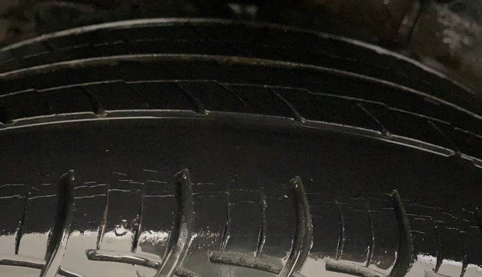 2018 Hyundai Elite i20 ASTA 1.2, Petrol, Manual, 24,455 km, Right Rear Tyre Tread