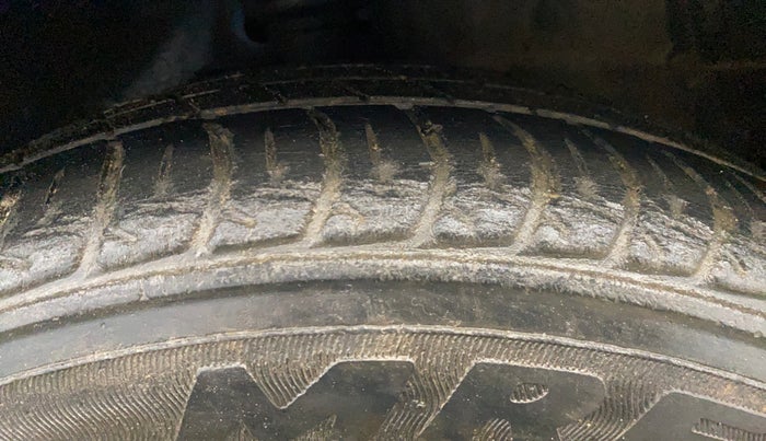 2018 Maruti Celerio ZXI, Petrol, Manual, 66,990 km, Right Front Tyre Tread