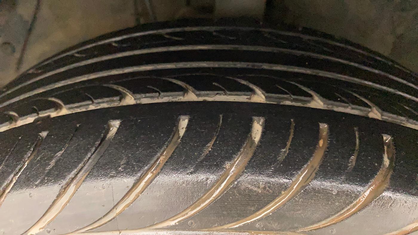 2013 Hyundai i20 ASTA 1.2, Petrol, Manual, 21,809 km, Left Front Tyre Tread