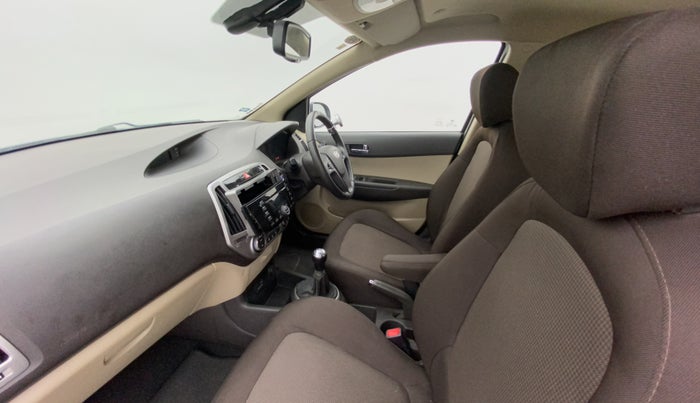 2013 Hyundai i20 ASTA 1.2, Petrol, Manual, 21,809 km, Right Side Front Door Cabin