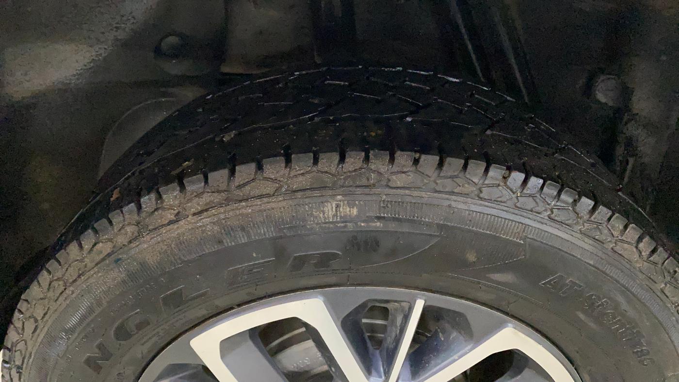 2021 Renault Duster RXZ 1.5 PETROL MT, Petrol, Manual, 56,435 km, Right Rear Tyre Tread