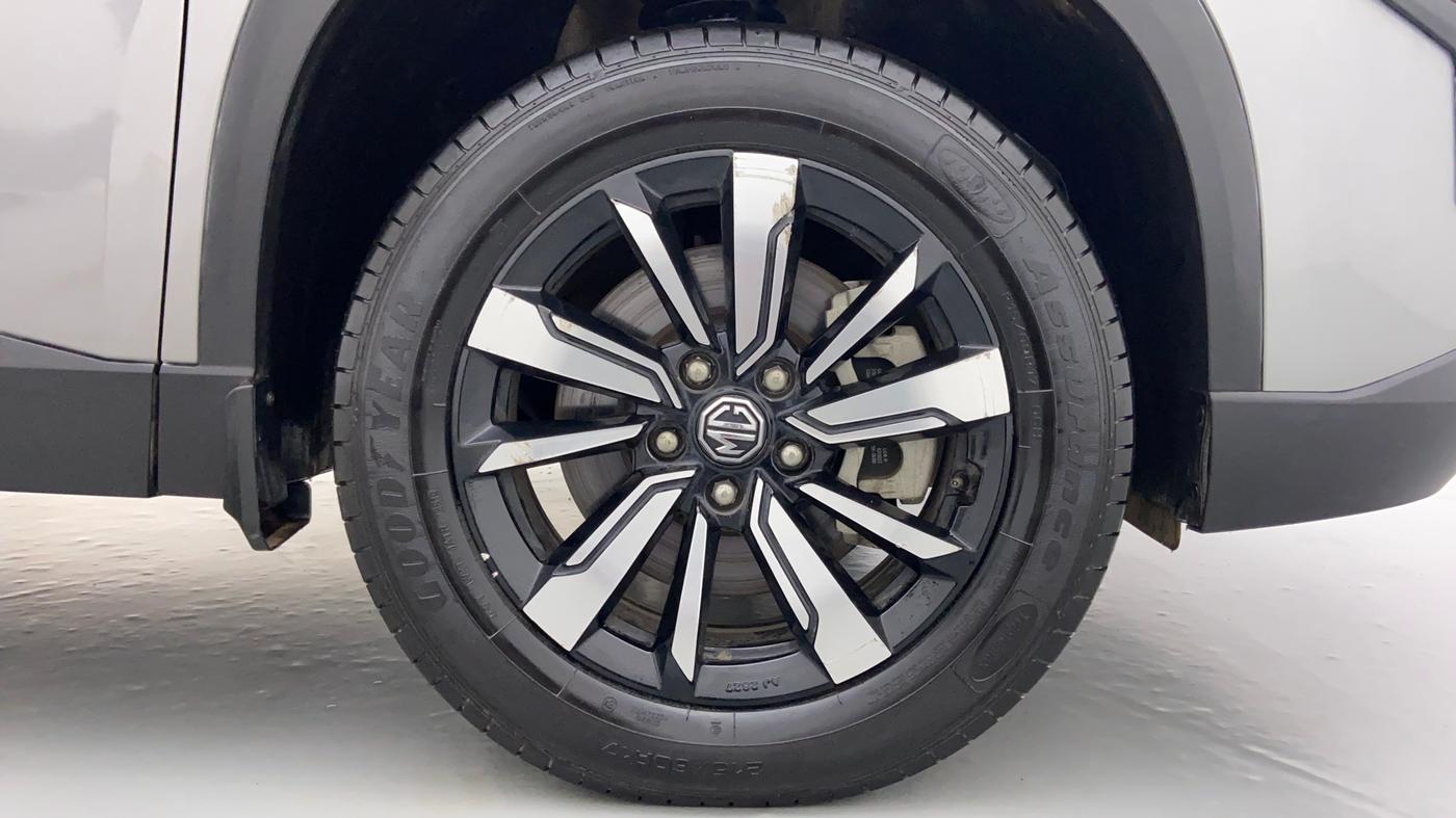 2019 MG HECTOR SHARP DCT PETROL, Petrol, Automatic, 7,432 km, Right Front Wheel