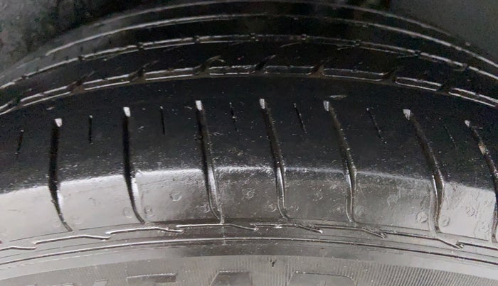 2019 MG HECTOR SHARP DCT PETROL, Petrol, Automatic, 7,432 km, Left Rear Tyre Tread