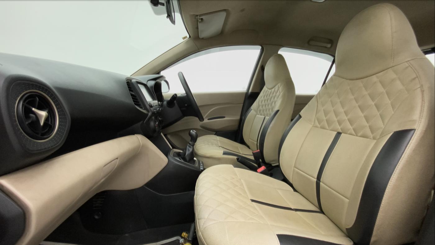 2019 Hyundai NEW SANTRO SPORTZ CNG, CNG, Manual, 37,087 km, Right Side Front Door Cabin