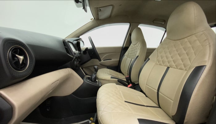 2019 Hyundai NEW SANTRO SPORTZ CNG, CNG, Manual, 37,087 km, Right Side Front Door Cabin