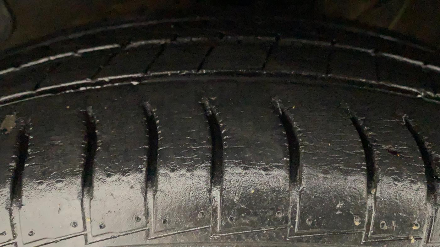 2019 Hyundai NEW SANTRO SPORTZ CNG, CNG, Manual, 37,087 km, Left Front Tyre Tread