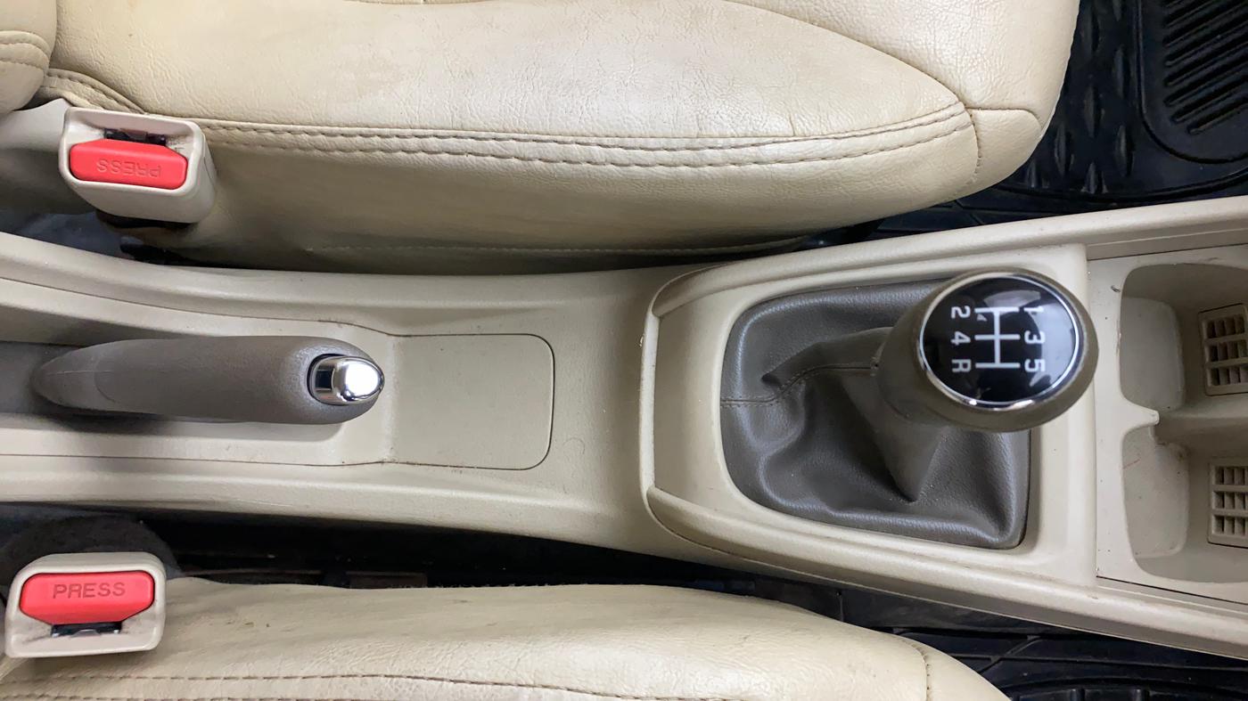 2023 Maruti Ertiga ZXI (O) CNG, CNG, Manual, 80,552 km, Gear Lever