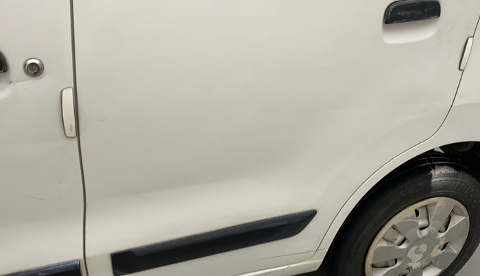 2017 Maruti Wagon R 1.0 LXI CNG, CNG, Manual, 71,906 km, Rear left door - Slightly dented