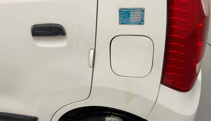2017 Maruti Wagon R 1.0 LXI CNG, CNG, Manual, 71,906 km, Left quarter panel - Minor scratches