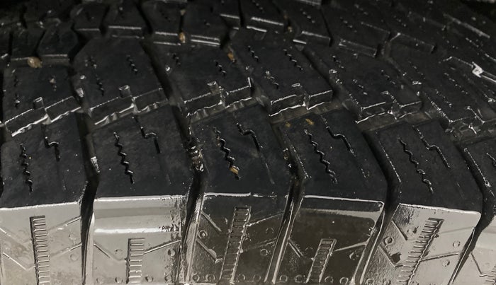 2023 Mahindra Thar LX HT PETROL 4WD MT, Petrol, Manual, 25,666 km, Left Rear Tyre Tread