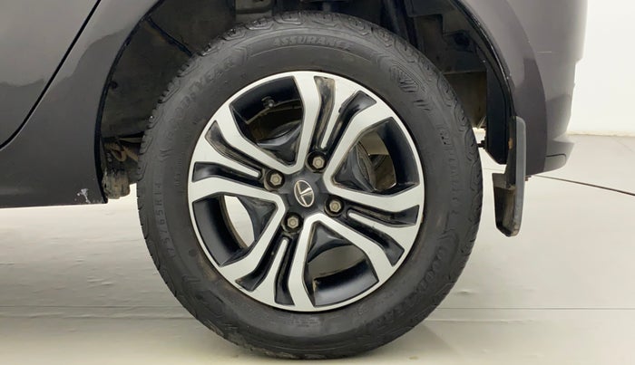 2022 Tata Tiago XZ PLUS CNG, CNG, Manual, 31,950 km, Left Rear Wheel