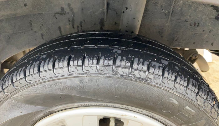 2018 Renault Kwid RXT 0.8 (O), Petrol, Manual, 34,534 km, Left Rear Tyre Tread