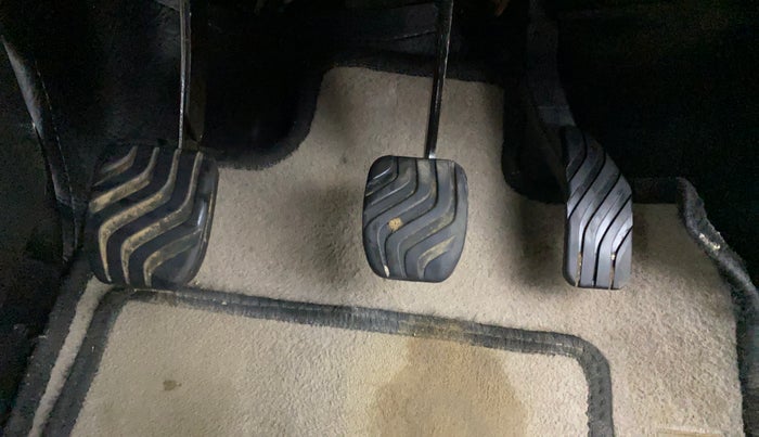 2018 Renault Kwid RXT 0.8 (O), Petrol, Manual, 34,534 km, Pedals