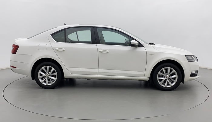 2019 Skoda Octavia L&K 1.8 TSI AT, Petrol, Automatic, 35,897 km, Right Side View